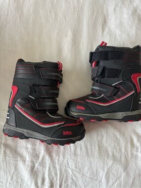 totes Black and Red Kids Snow Boots with Triple Velcro Straps
